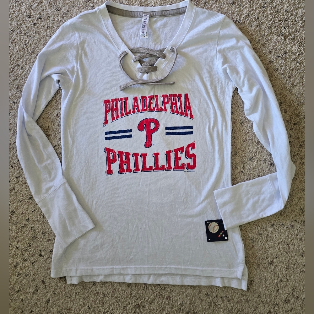 Philadelphia Phillies Long Sleeve Shirt, Women's Medium